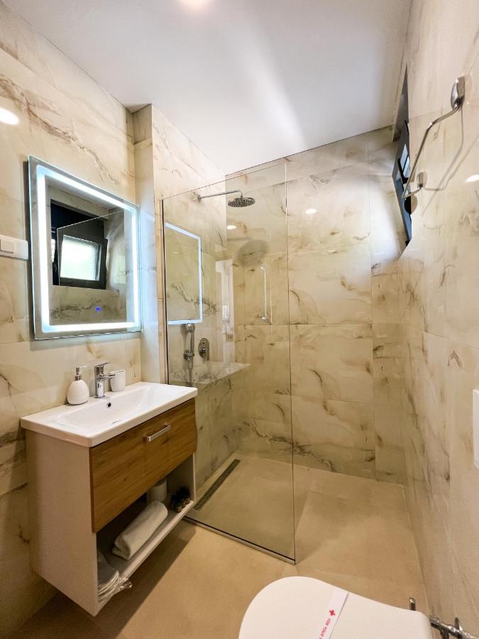 Square Residence Ulcinj Exterior photo