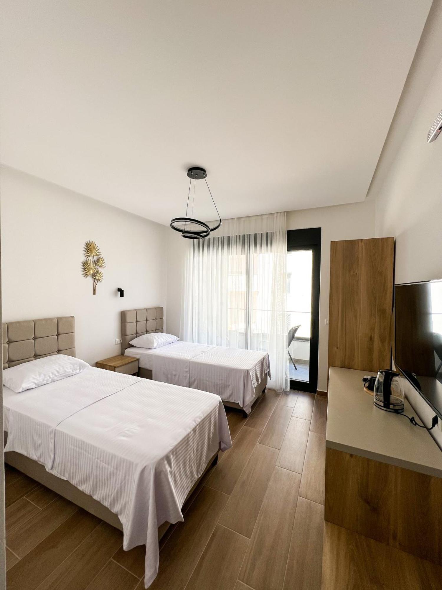 Square Residence Ulcinj Exterior photo